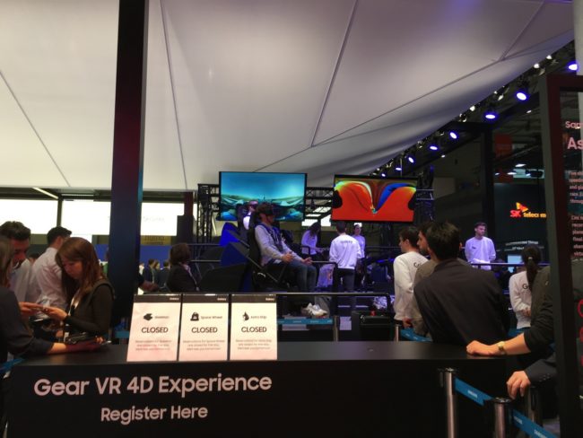 Virtual Reality (VR) Augmented Reality (AR)